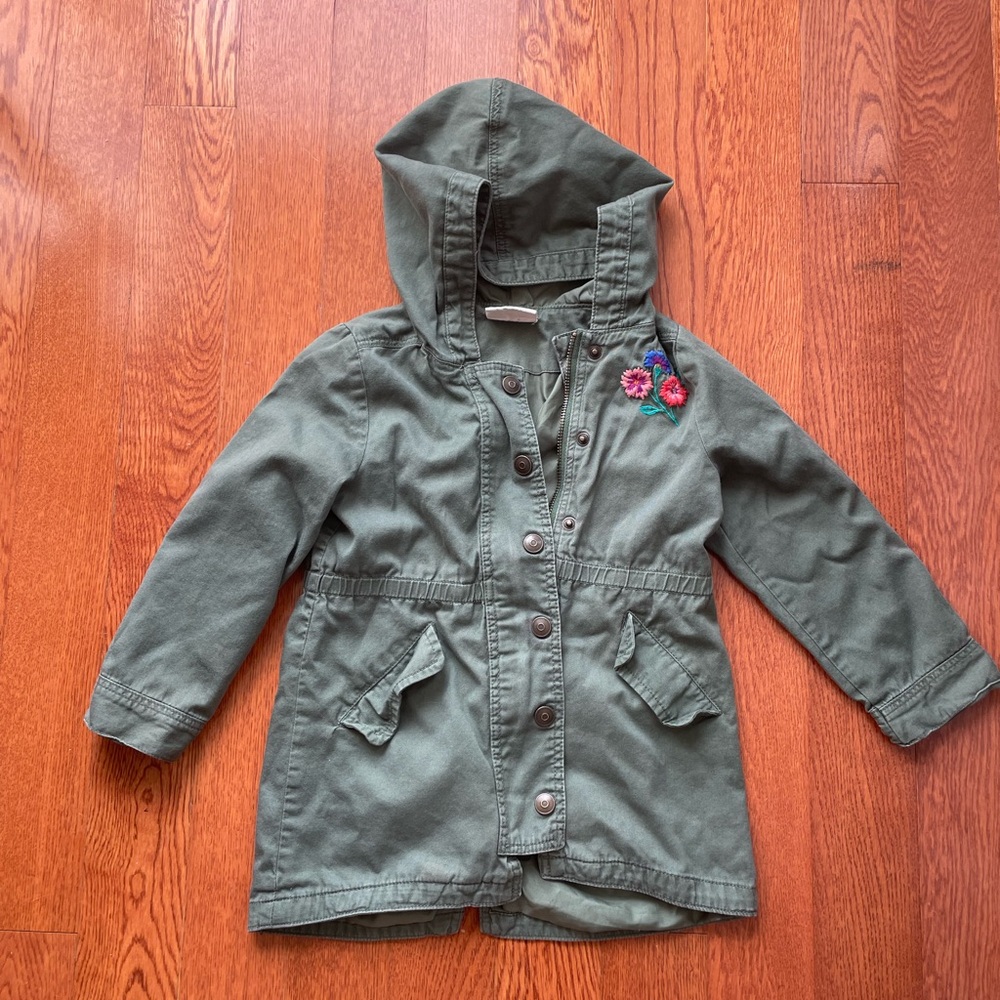 Kids Green Hooded Jacket with Floral Embroidery size 4T